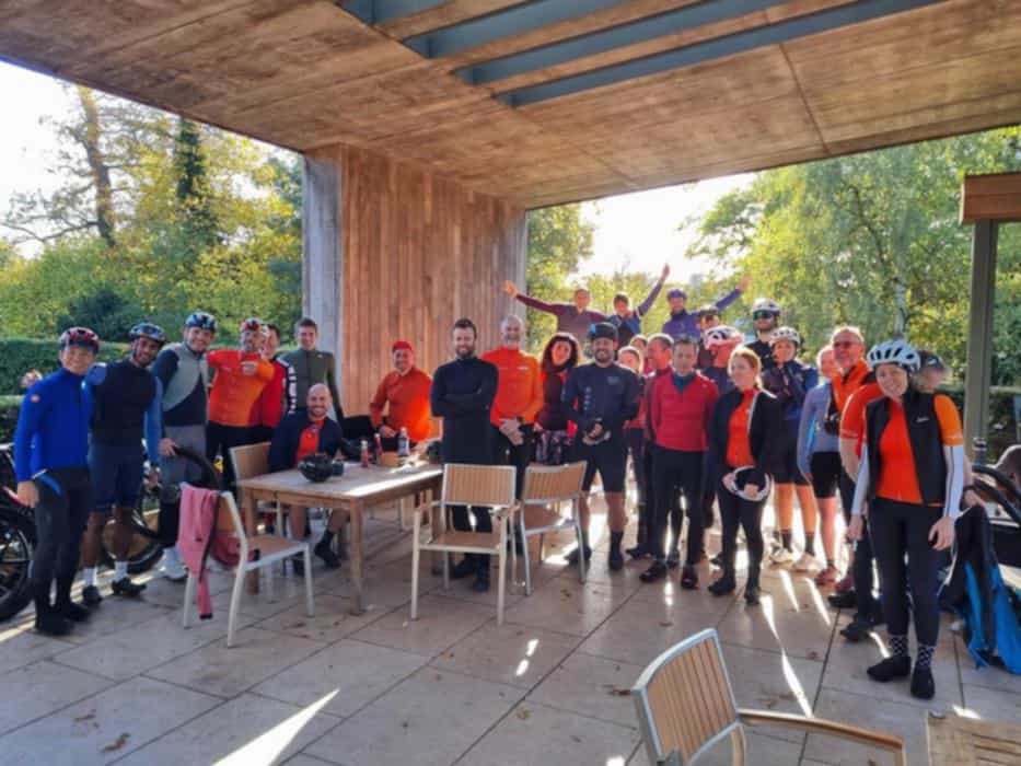 One of the lovely things our club does is put on a birthday ride when a member hits a significant milestone. It was great to see so many out for a ride where the sunshine even came to join us! 

If this club sounds like a bit of you then join us! Check out our website or DM us. 

#cycling #roadcycling #ridewithpurpose #fromwhereiride #roadslikethese #outsideisfree #instacycling #auster #austercyclingclub #austercc